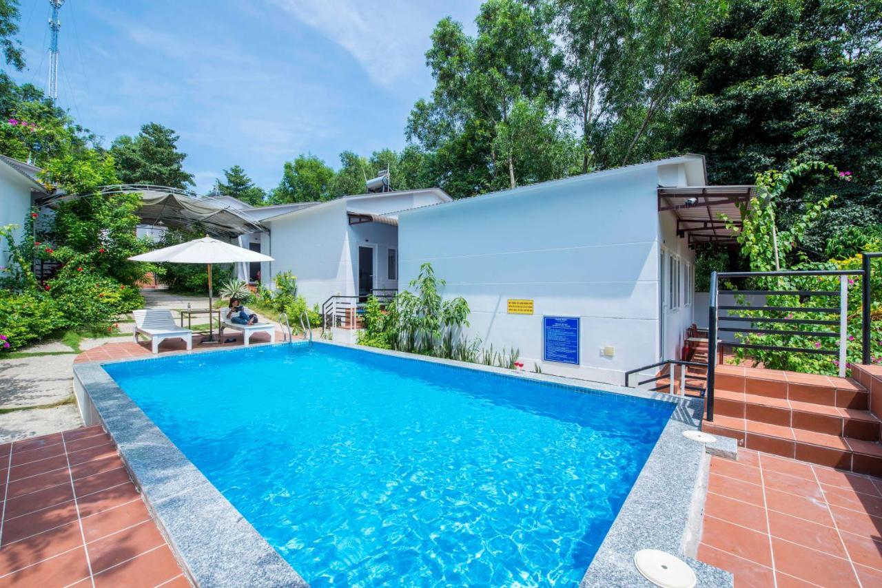 Ngoc Hanh Bungalow Дуонг-Донг Экстерьер фото